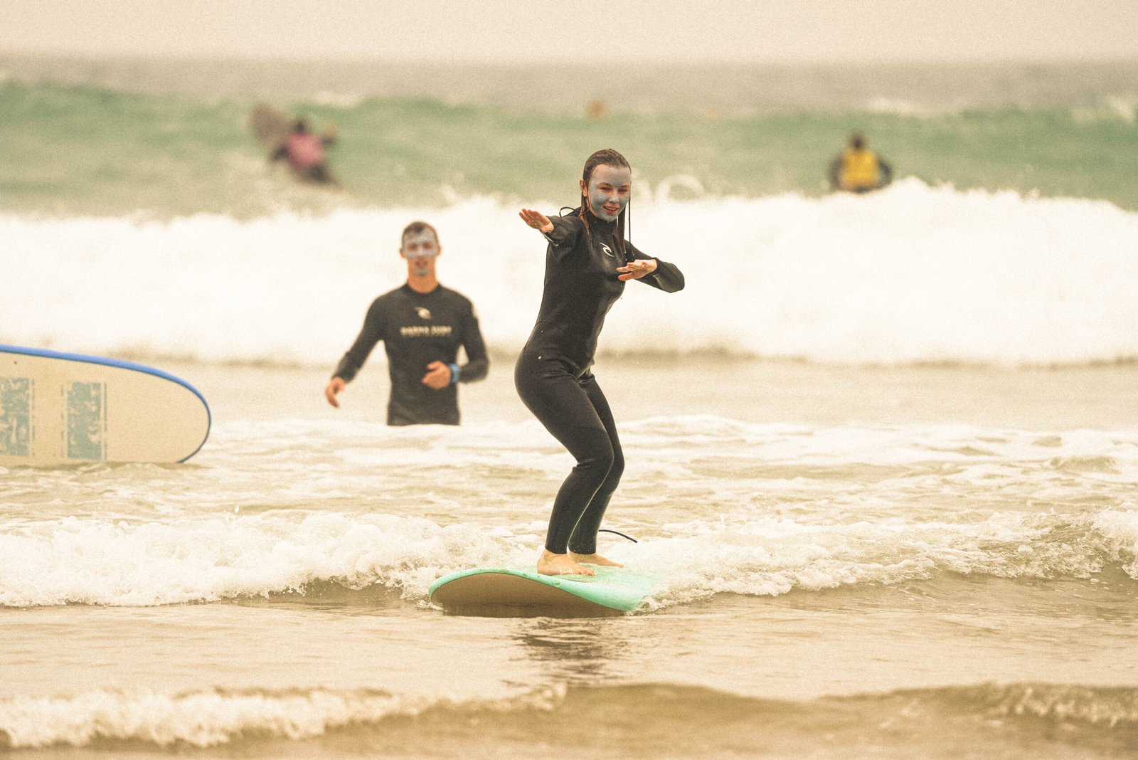 catching-waves-in-agadir